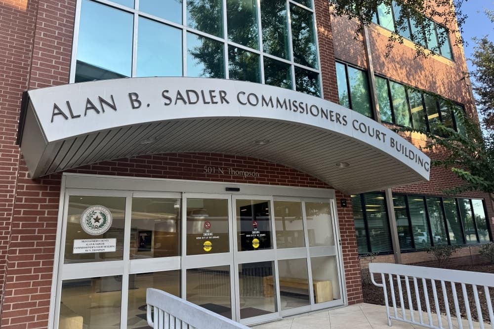 Montgomery County advances 2025 road bond projects, approves $6.15M Woodtrace Boulevard contract