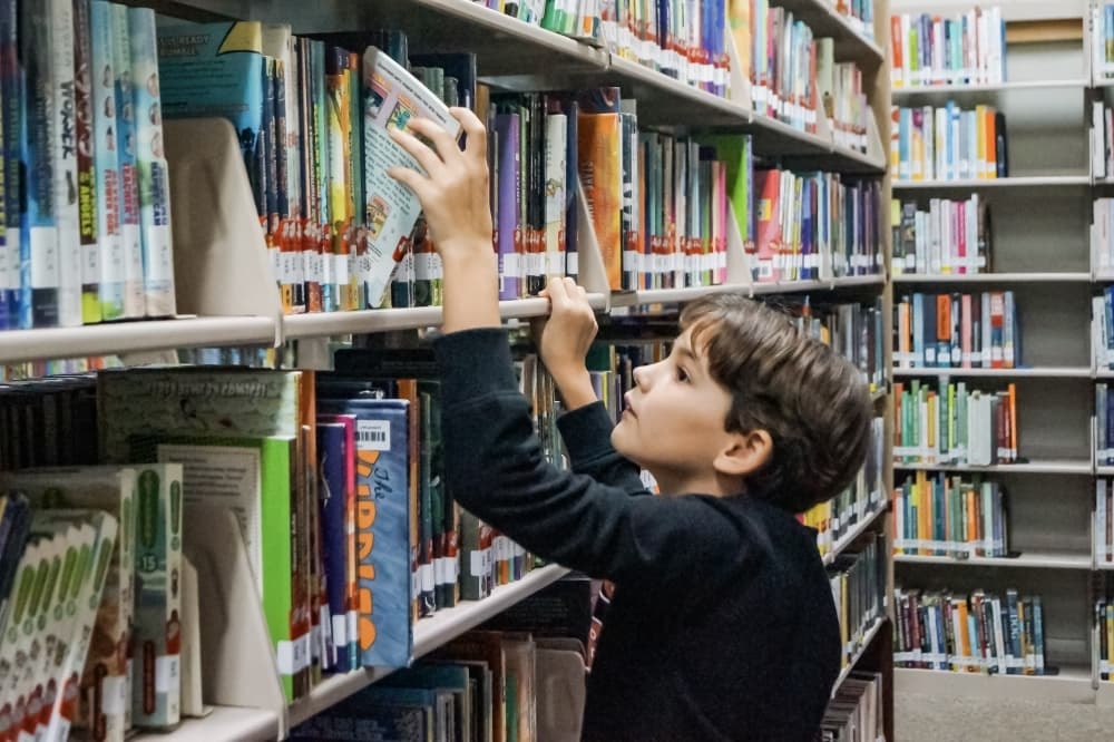 Texas education board moves forward with first mandatory K-12 reading list