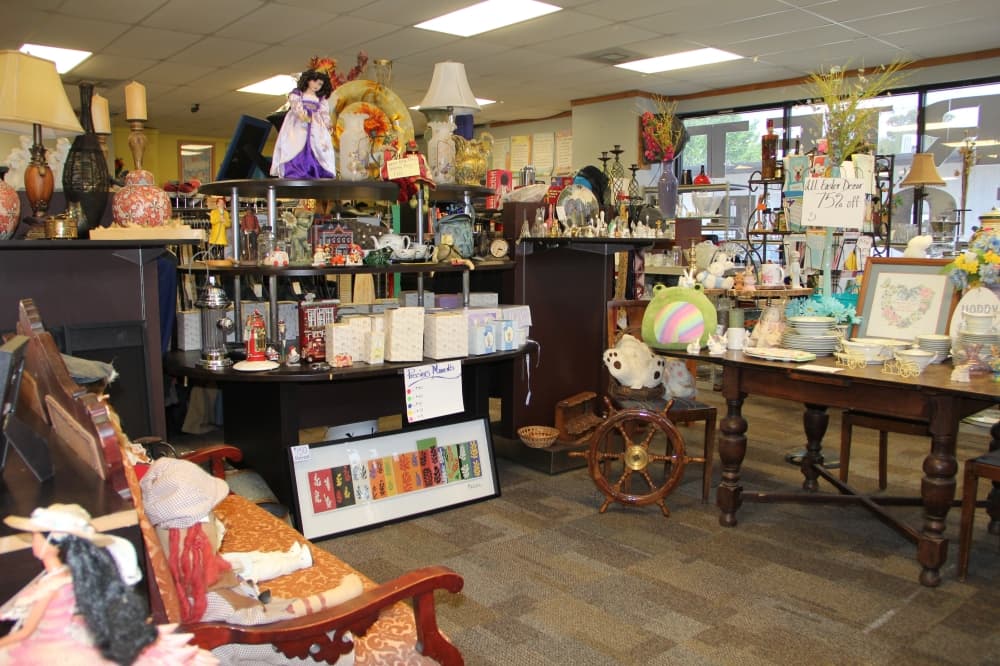 The Village Thrift Shop in Porter offers a variety of home decor items and furniture. (Wesley Gardner/Community Impact)