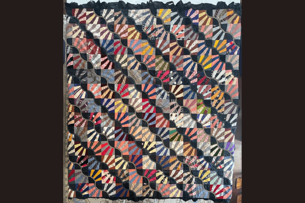 crazy quilt with squiggly lines
