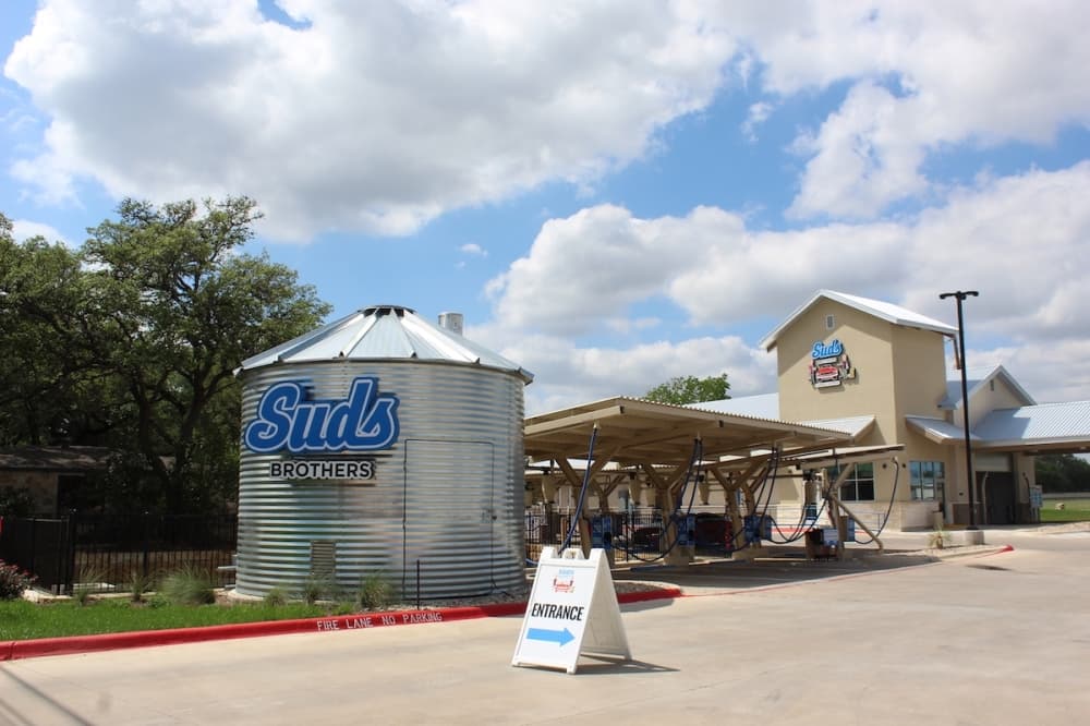 Suds Brothers now offering car washes in Dripping Springs
