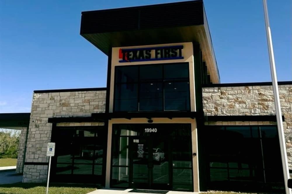 Texas First Bank now open in Montgomery
