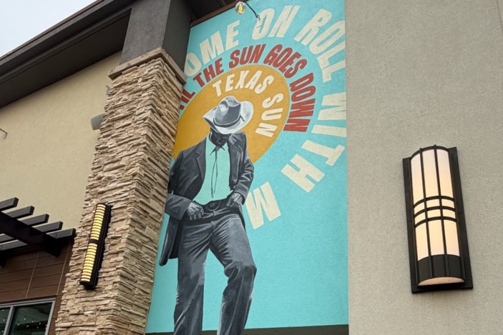 Cowboy mural in Fort Worth