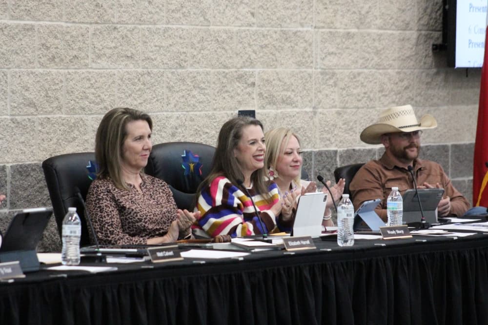 New Caney ISD trustees OK $750 bonuses for returning employees