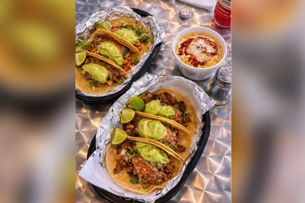 Los Tacos now serving Mexican street tacos in Sugar Land