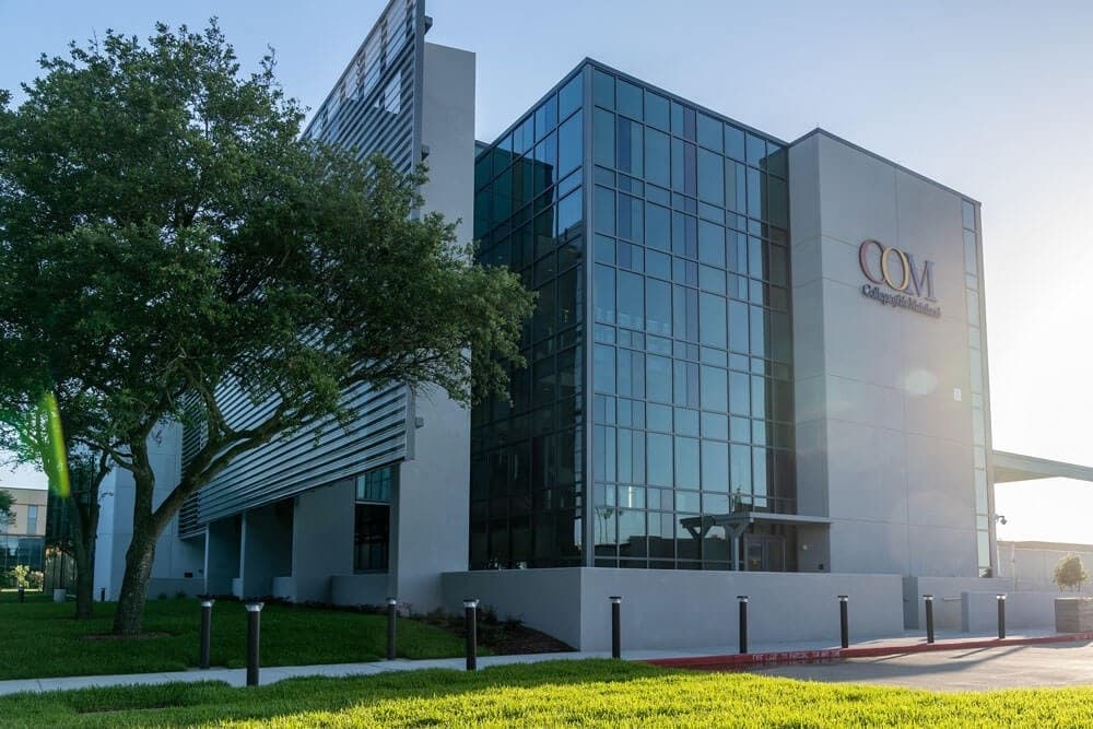 College of the Mainland breaks ground on new campus services building