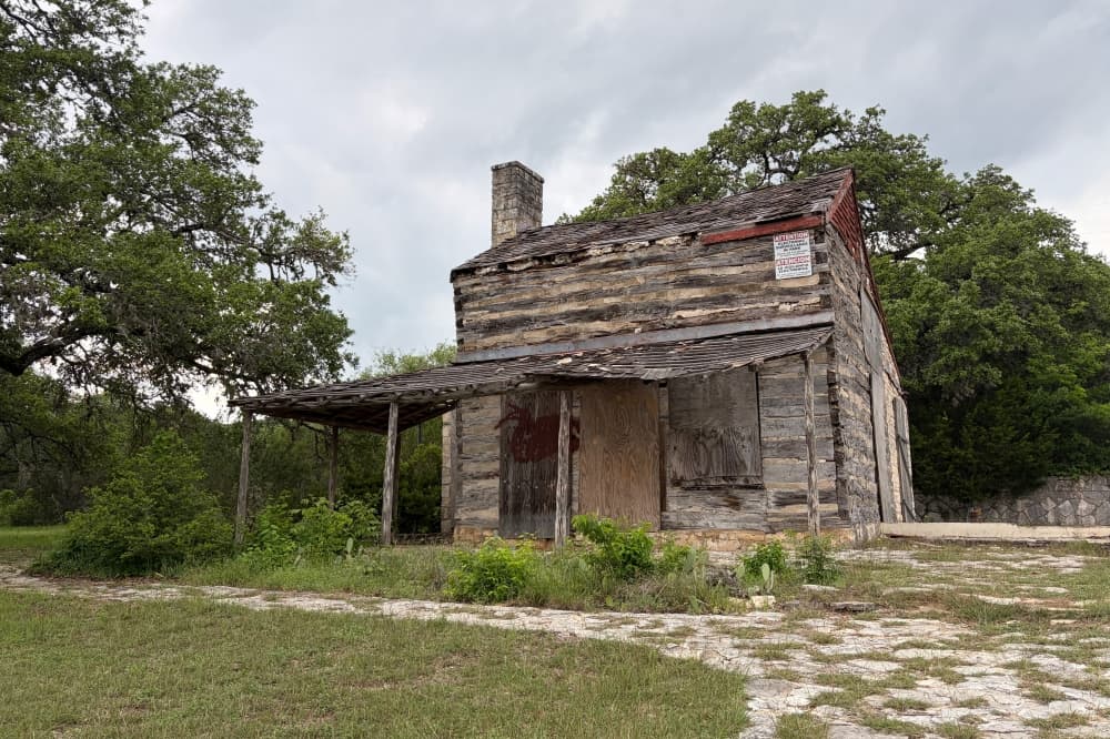 An exterior shot of the John M. King Log House.