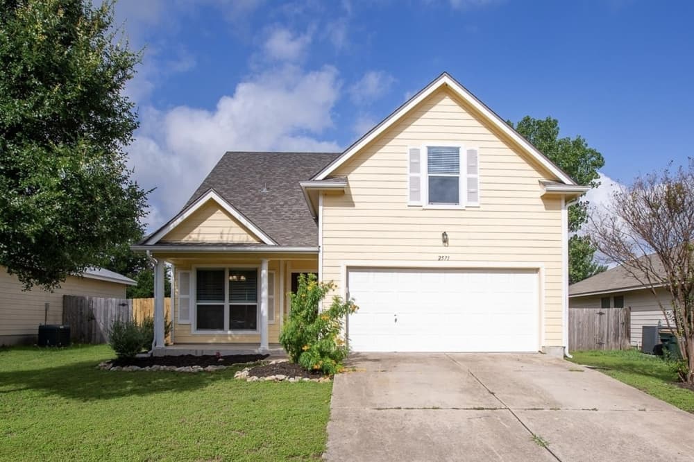 Georgian Place neighborhood offers established homes south of downtown Georgetown