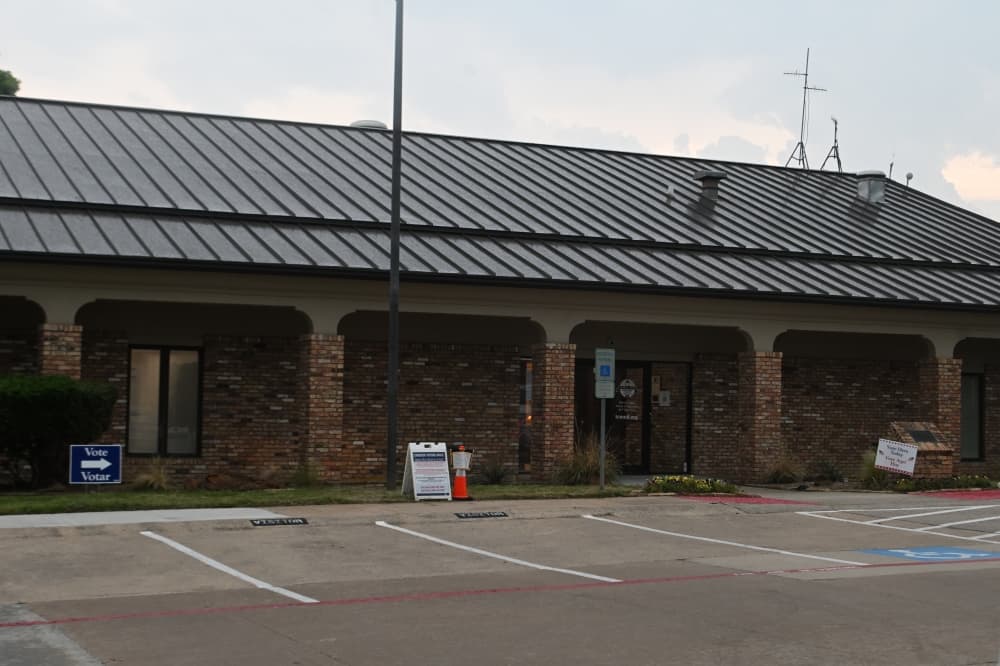 UPDATED: Tiffany wins mayor race; Trophy Club voters approve sales tax dedication extension