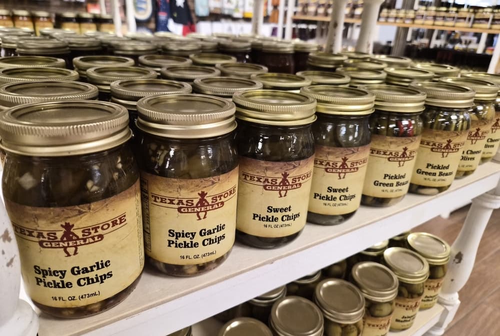 Texas General Store offers locally produced items like pickled garlic and syrups. (Patricia Ortiz/Community Impact)