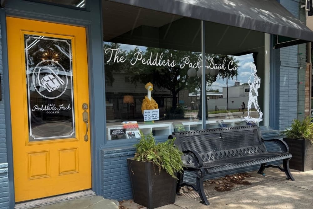 The Peddler's Pack Book Co. set to open in Tomball