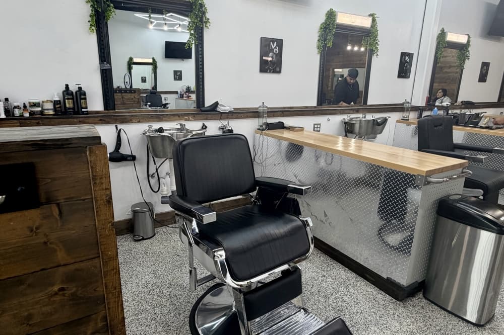 Manny’s Barbershop opens new location in Keller-Fort Worth area