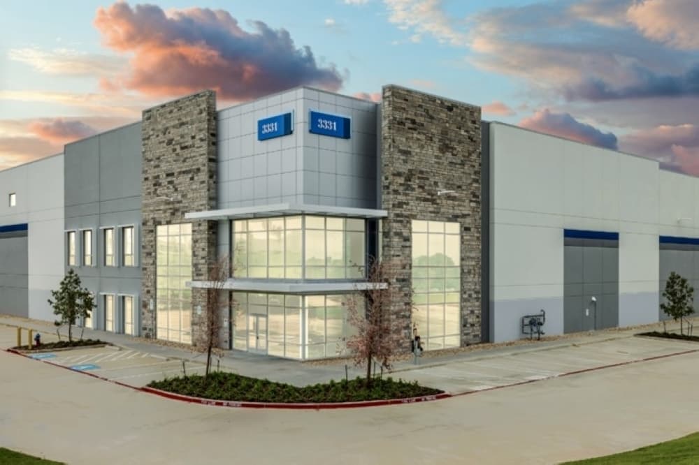 Global third-party logistics provider Arvato expands operations with new Denton site