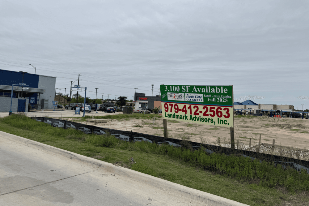 Pennsylvania ice cream shop, Indiana fabric center coming to College Station in new retail strip