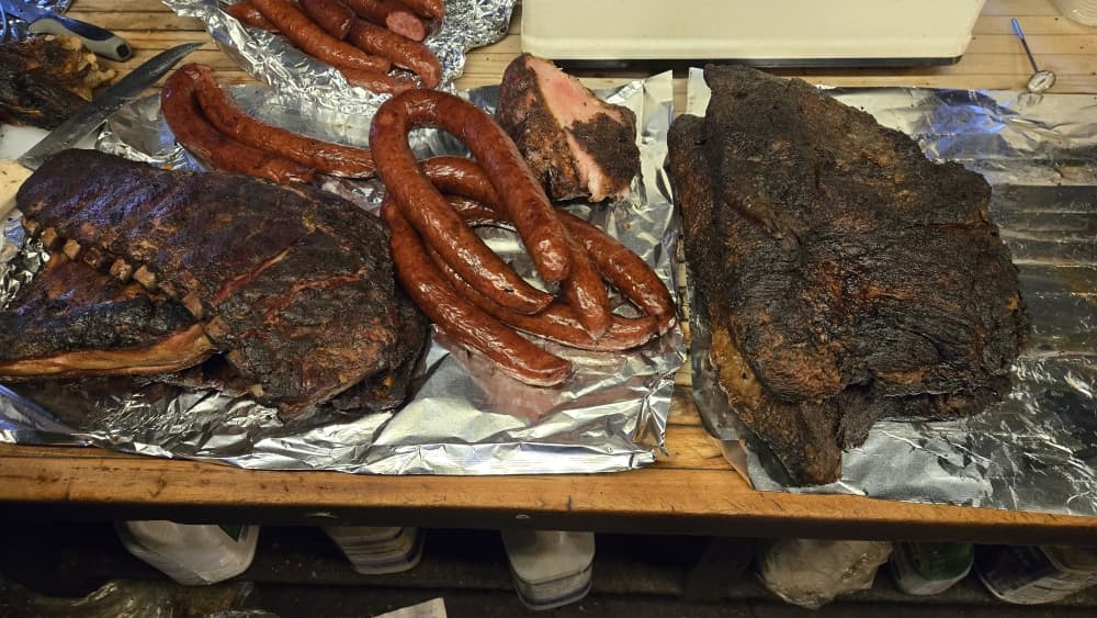 Martin’s menu features Texas barbecue staples, with customer favorites such as brisket, pork ribs, house potatoes, okra, and chopped beef sandwiches. (Courtesy Martin's Place)