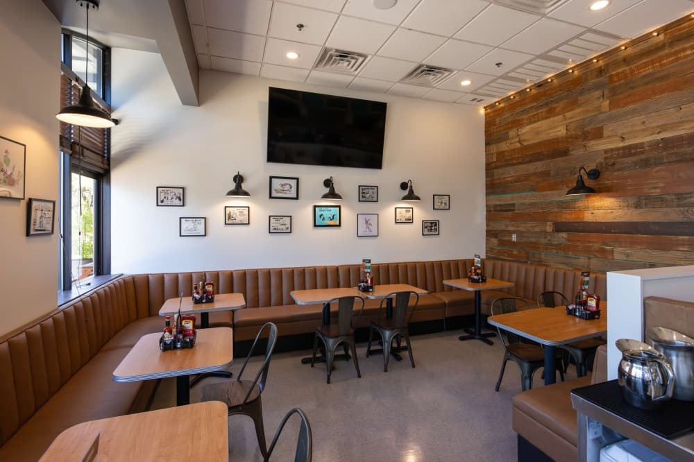 phoebe's diner shady hollow interior