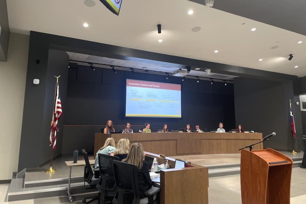 Dripping Springs ISD officials name new high school Driftwood Springs