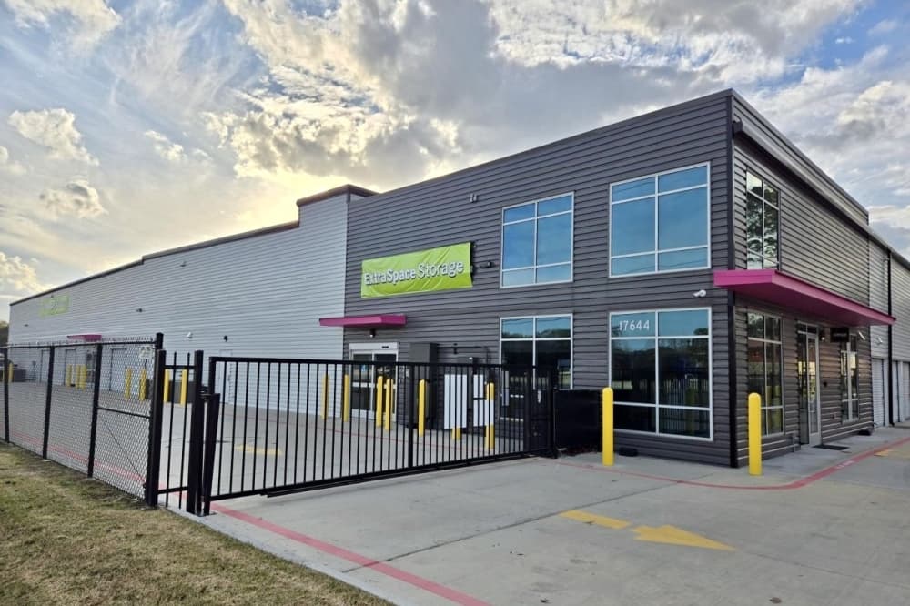 Extra Space Storage now managing 3 self-storage facilities in New Caney, Porter