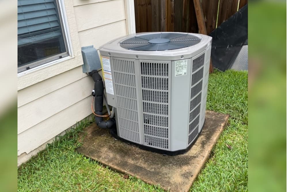 Houston opens 22 cooling centers as hurricane season, summer begin