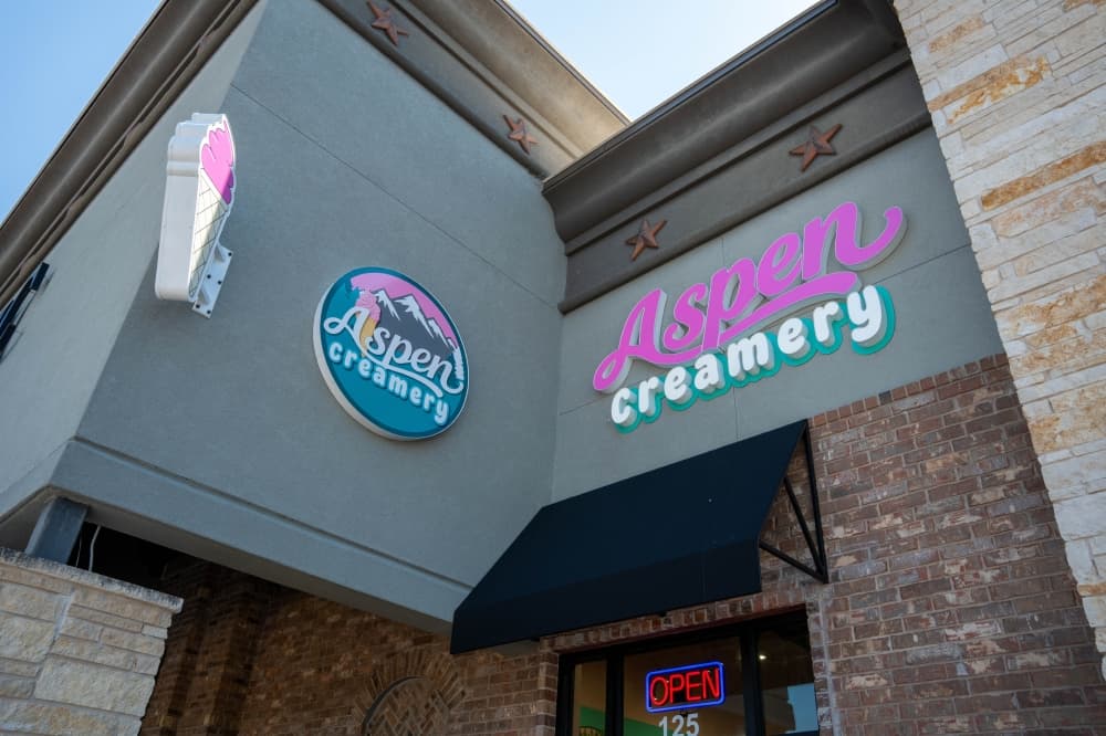 'Love at first scoop': Aspen Creamery now open in Leander