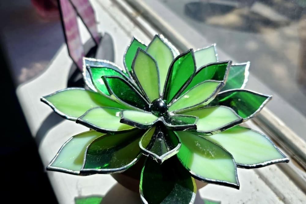 Splendid Things Stained Glass to relocate in Tomball 