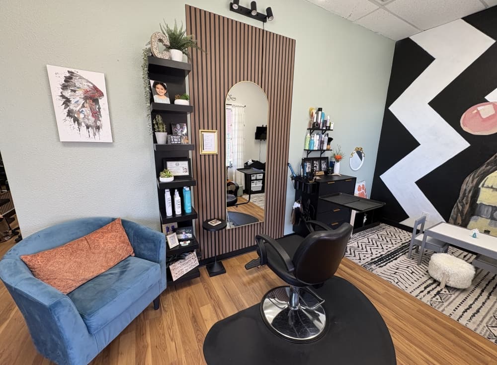 Celina Hair Co. cuts, colors hair in new studio