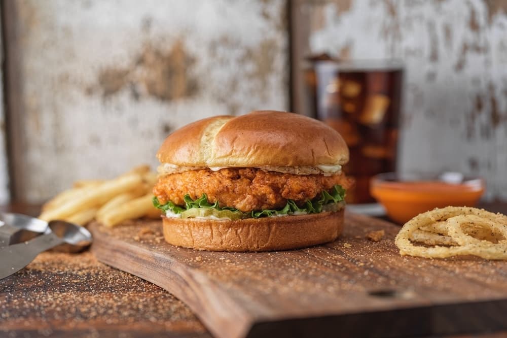 Slim Chickens targets summer opening in Round Rock