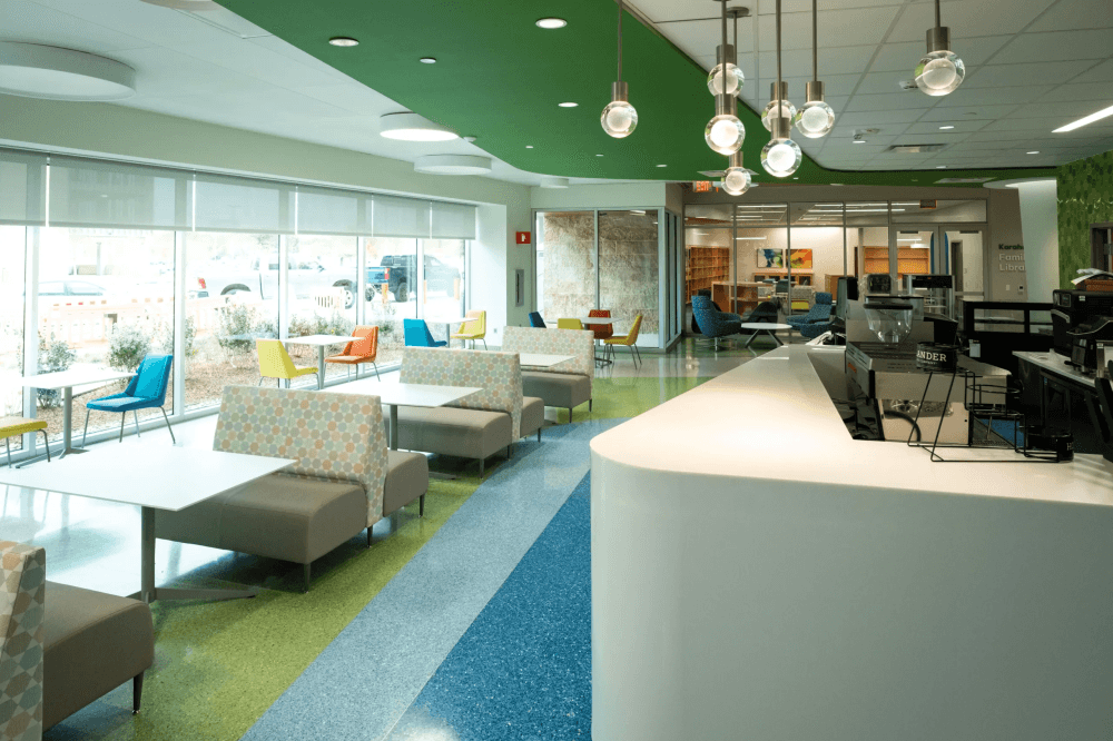 The new cafe offers a variety of drinks, flatbreads and hot grill options. It also has 24/7 machines with housemade meals and snacks. (Courtesy of Children's Health)