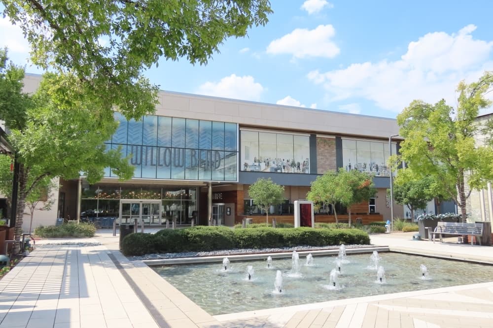 Plano officials to consider Dallas Stars arena at The Shops at Willow Bend