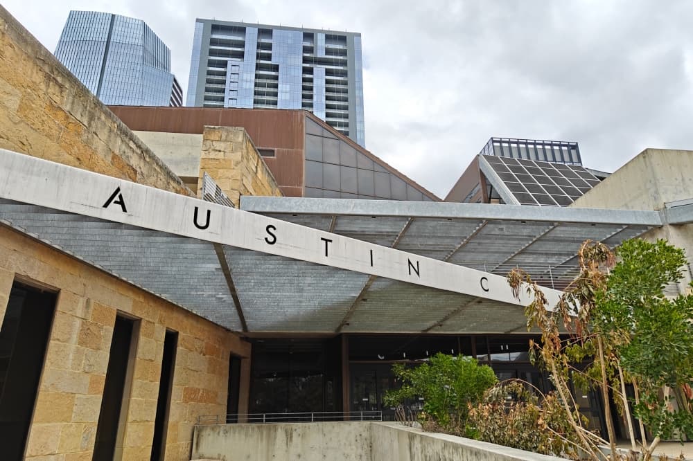 Austin moves to regulate disruptive dumpster collections after resident complaints