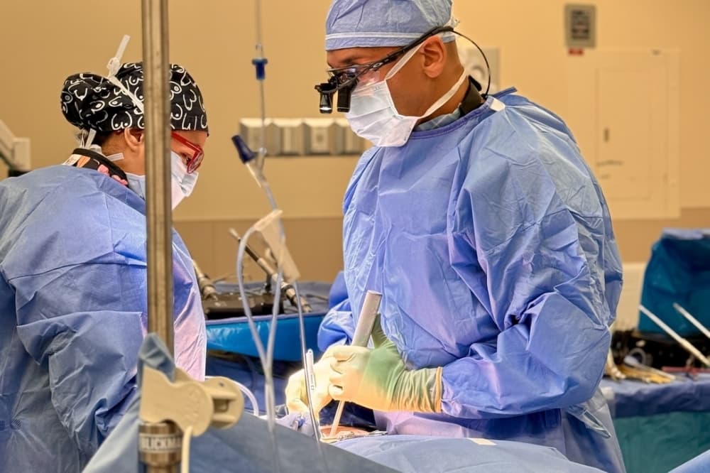 Surgeon works to advance Central Texas spine care through technology