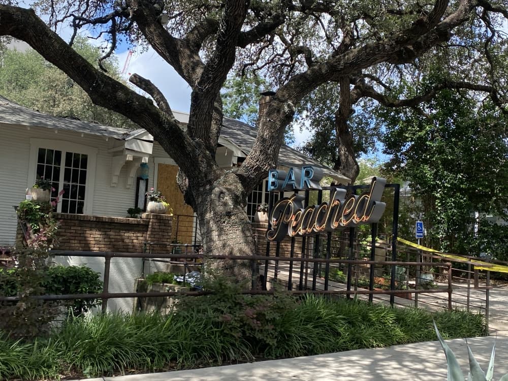 Downtown Austin bar closes indefinitely after fire