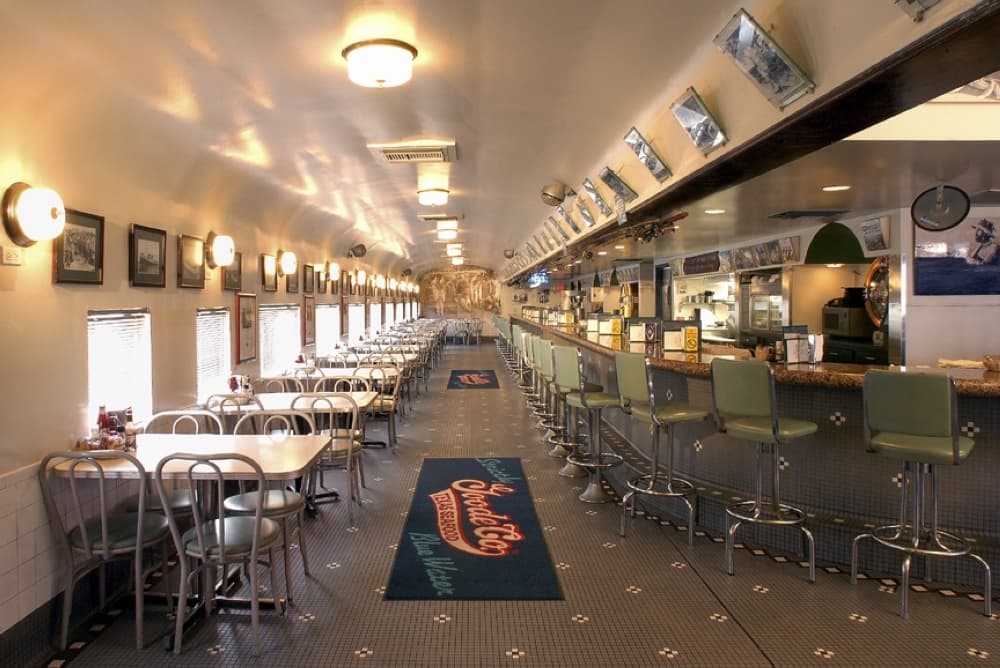 Goode Company Seafood celebrates 40th anniversary in the Houston area