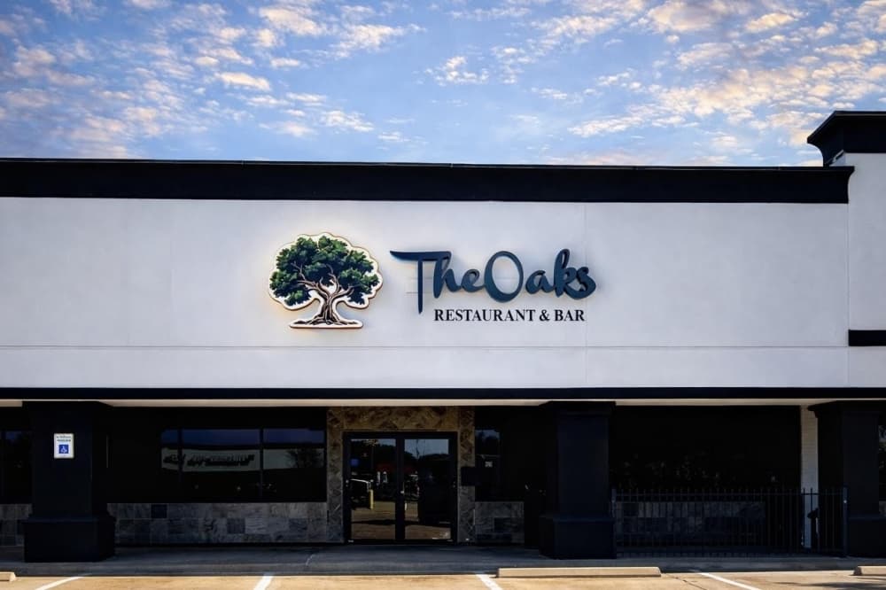 The Oaks Restaurant & Bar now open in Katy