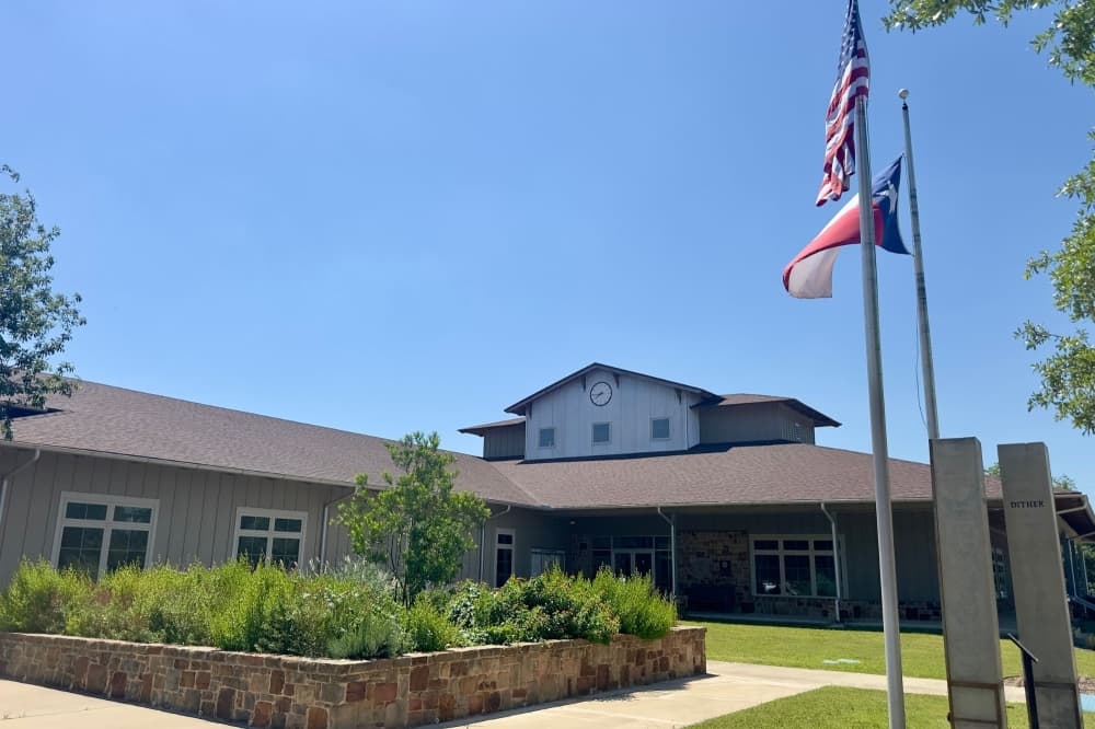 Bastrop advances proposed sex offender work restrictions in split vote