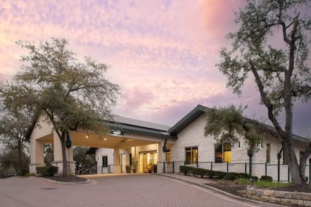The Hospital at Westlake Medical Center launches interventional radiology procedures