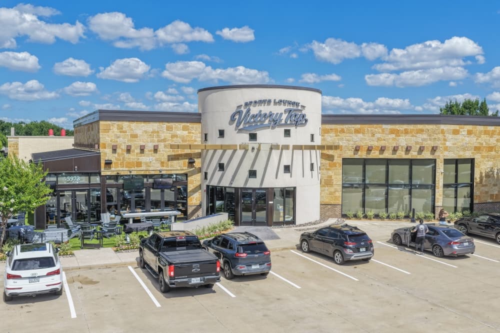 Victory Tap Sports Lounge now offers sandwiches, wings in Plano