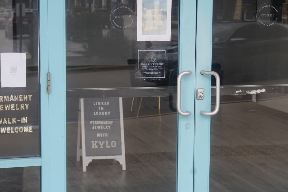 Austin-based jewelry business opens in Tanger Outlets San Marcos
