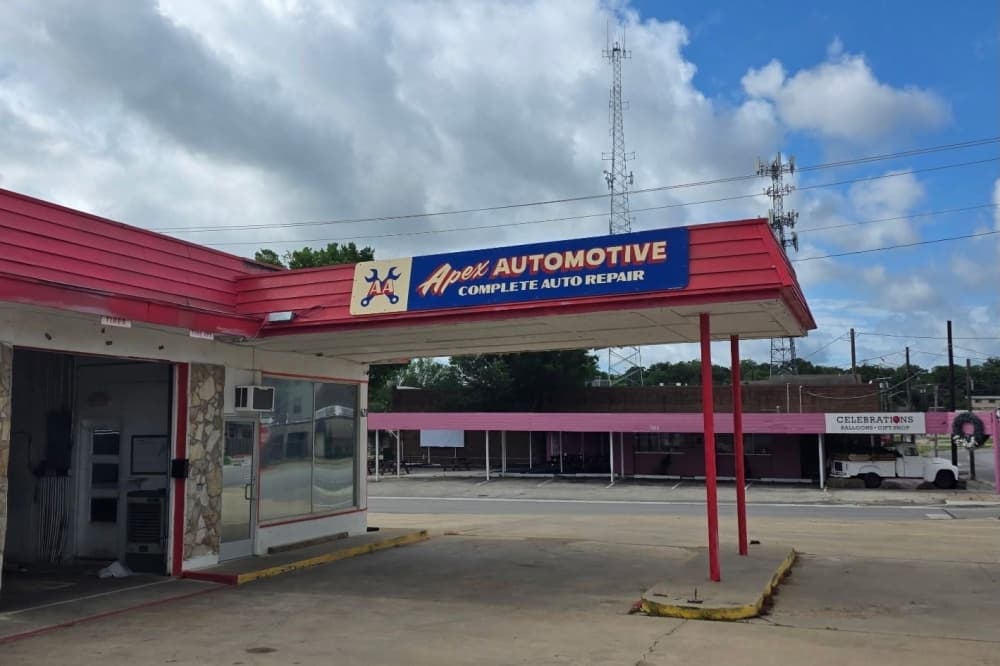 Apex Automotive offers vehicle maintenance, repair services in Denton