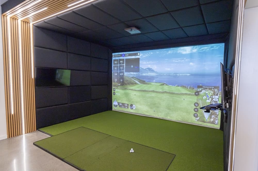Indoor National members-only golf club is now open in Northwest Austin