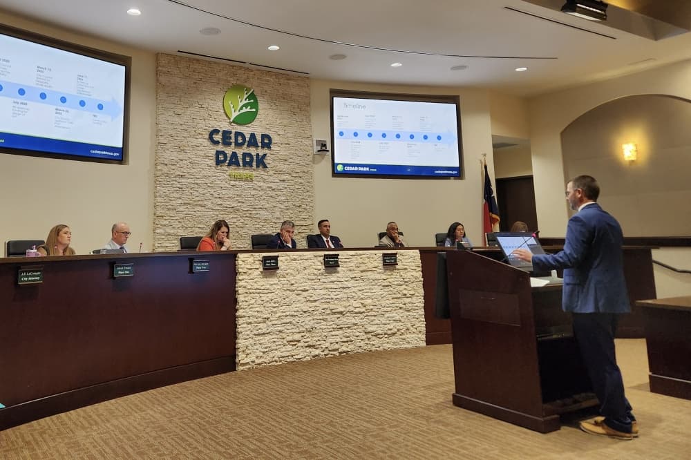 Cedar Park advances trail project; Austin considers e-moto crackdown