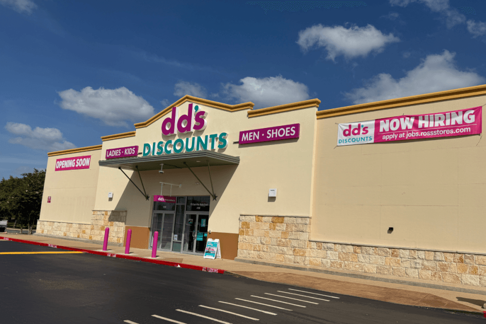 dd's DISCOUNTS in Bryan announces opening date