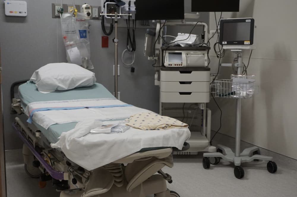 A private room in the dedicated women's emergency department on the ground floor of the new Ascension Seton Women's Hospital. (Jessica McLaren/Community Impact)