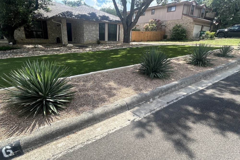 Celina council prohibits turf in future medians