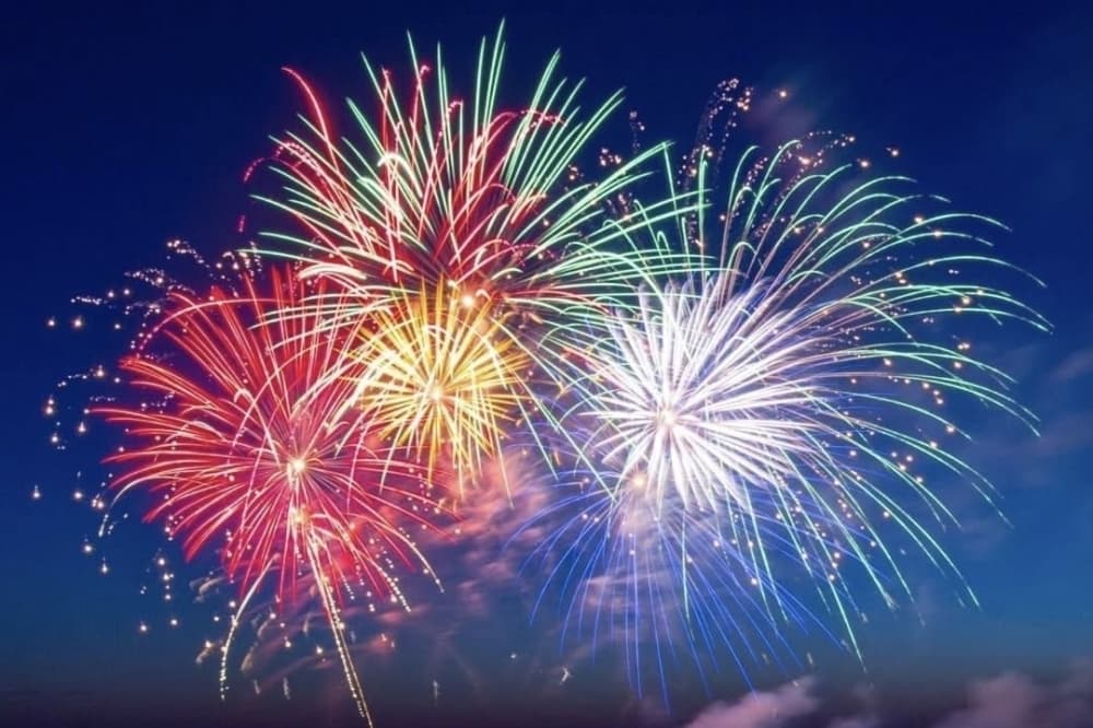 Friday Fireworks, Summer Fest: Check out 8 events to attend in Houston's Bay Area