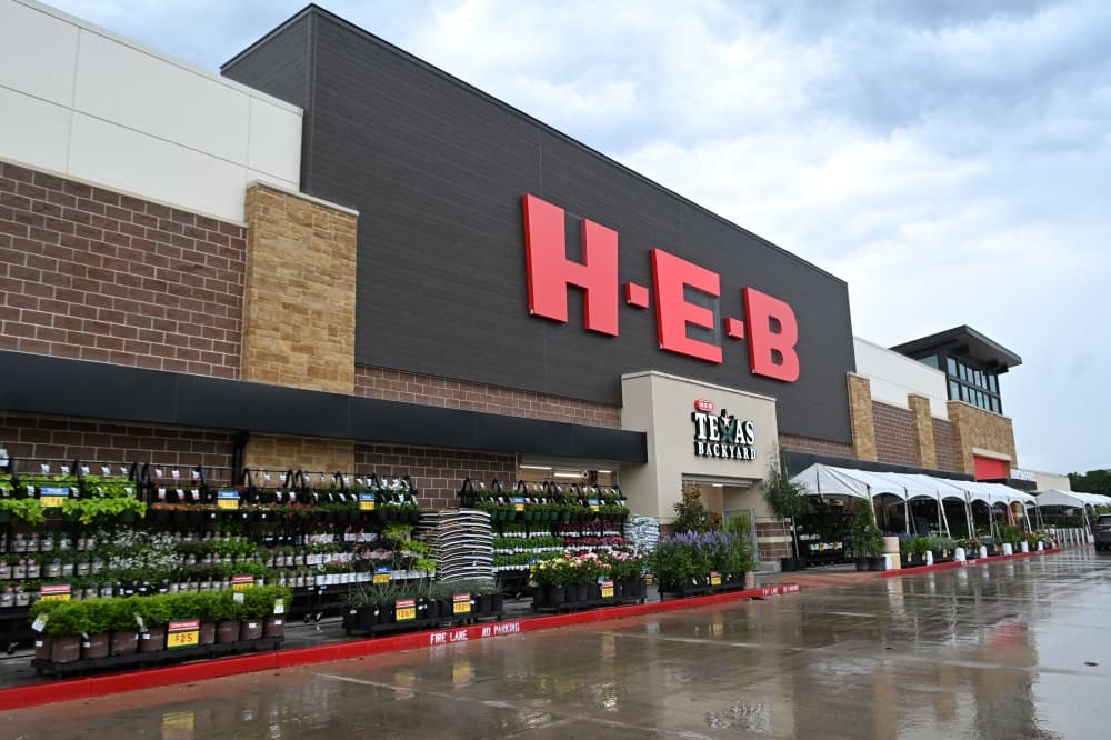 New grocery store construction, The Woodlands Express schedule updates: 8 trending stories in the North Houston area