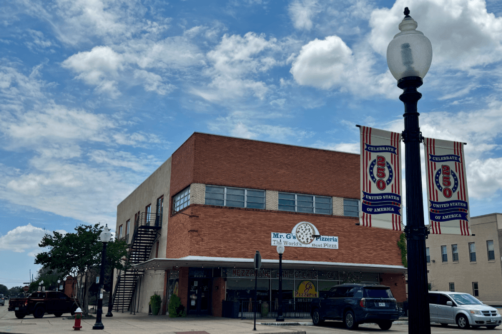 Mr. G’s Pizzeria marks 30 years as friendship preserves legacy