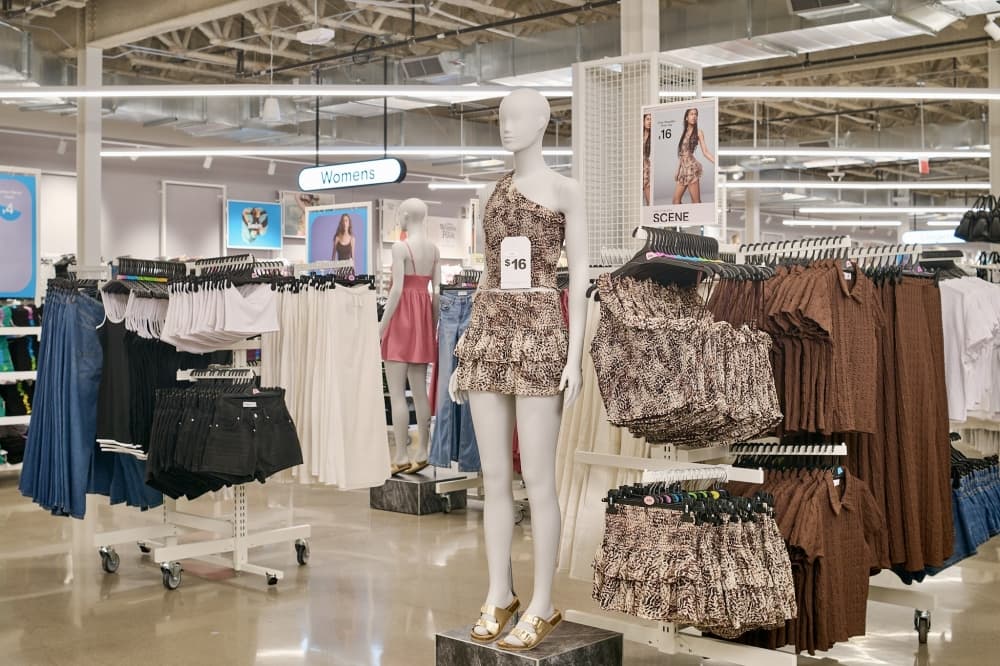 Primark opens seventh Texas location at the Willowbrook Mall