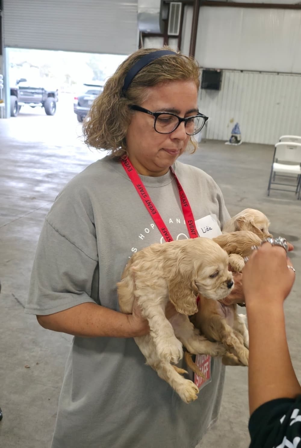 Lidia Martinez, co-founder of animal rescue nonprofit Alaska’s Hope, volunteers at one of the AABY Foundation's low-cost vaccination clinics. (Courtesy AABY Foundation)