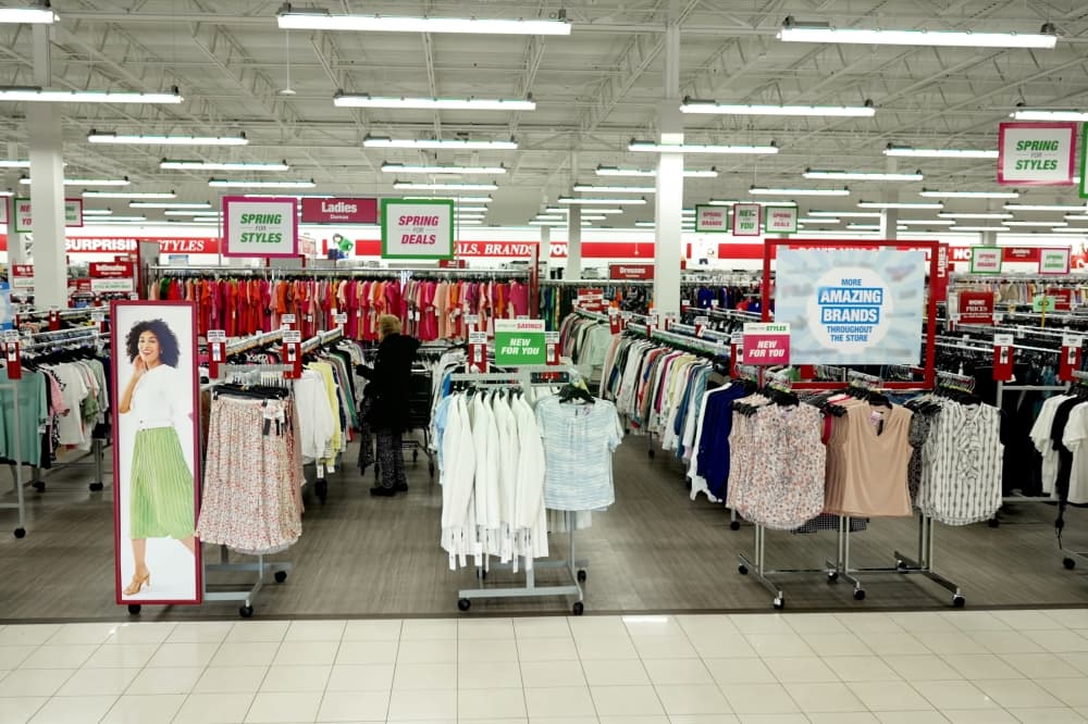 Burlington brings discount clothes, decor to Southpark Meadows